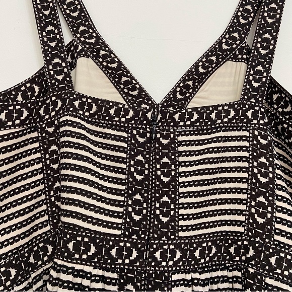 Beige black BCBGMAXAZARIA Dress mini summer Melania V neck sleeveless pleated 12 - Picture 8 of 16